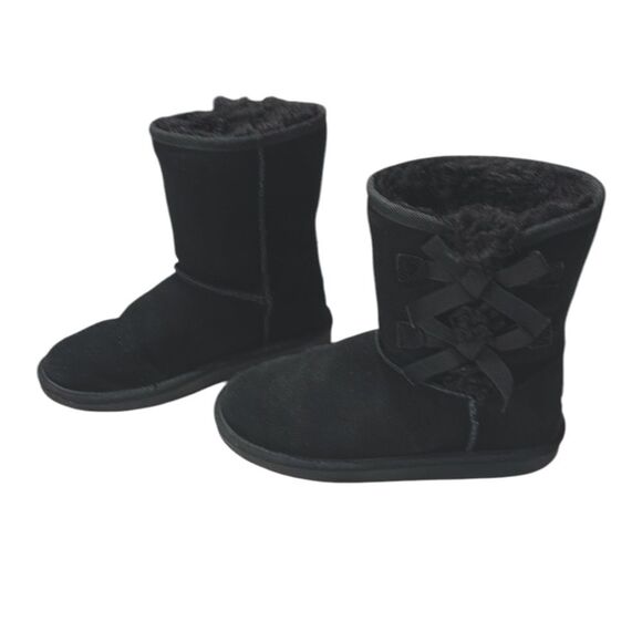 Koolaburra by UGG | Black Victoria Short Boot Toddler Girls Leather Faux Fur 2 - Picture 1 of 11